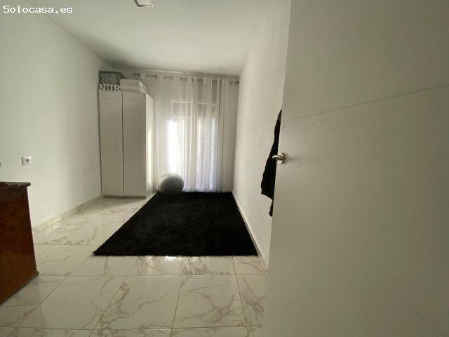 PIS DE DOS HABITACIONS REFORMAT EN VENDA VIC CANDI BAYES