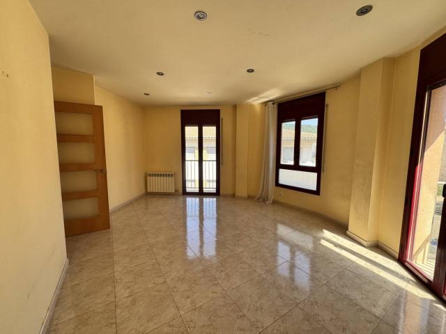 Pis en venta en Olot