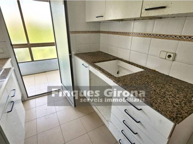 PISO + PARKING EN VENTA EN MONTILIVI PALAU GIRONA