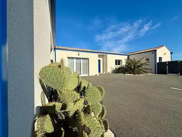 Pisany 17600 Achat / Vente maison 6 pièces t6 jardin terrasse