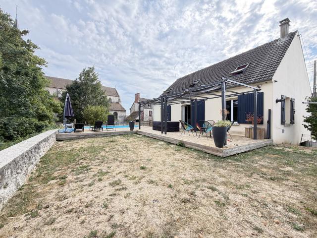 PISCINE AVEC VUE IMPRENABLE