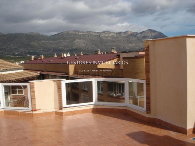 Piso, Muro del Alcoy