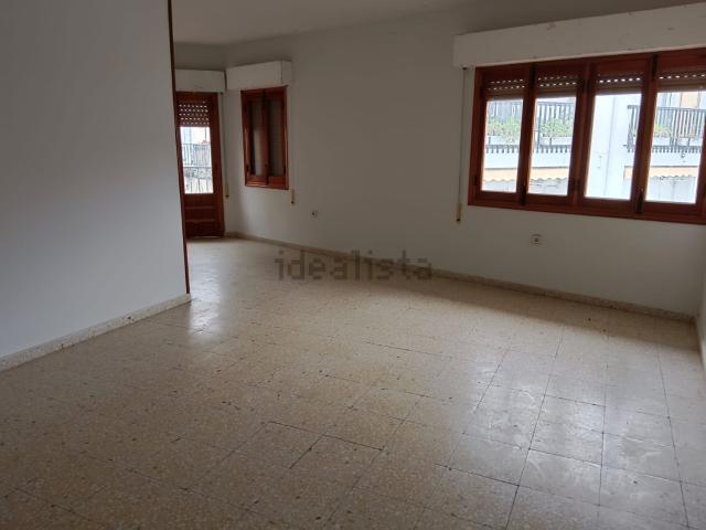 Piso, Madrigal de la Vera