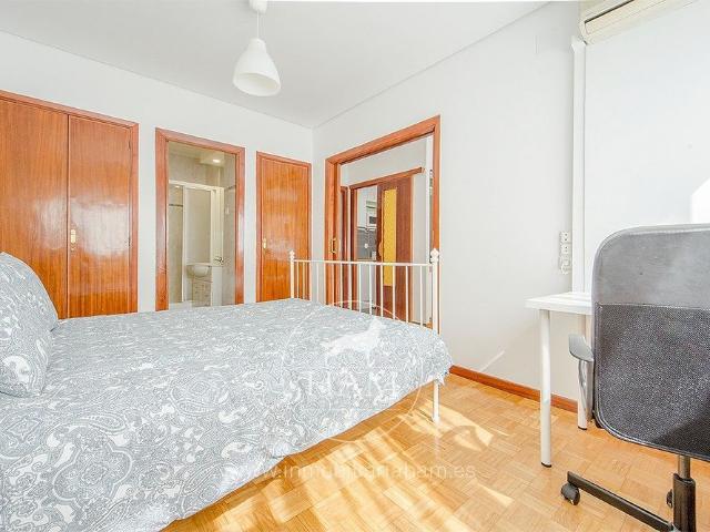 Piso Madrid Acacias 1.425€ MES Ref. RYN PSCV9
