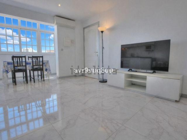Piso, Mijas
