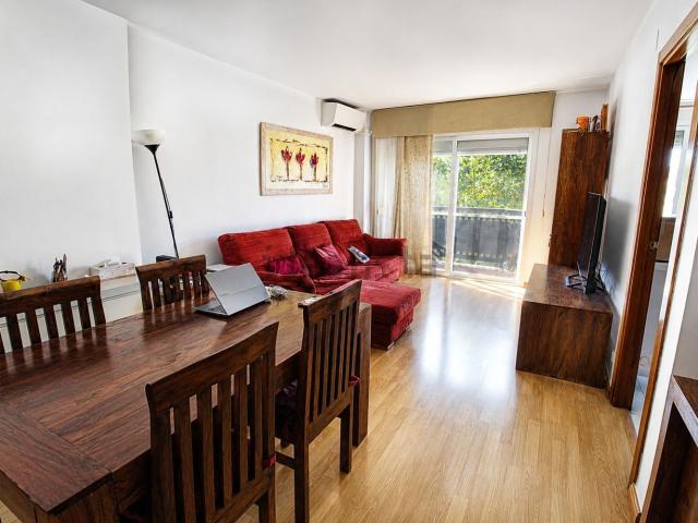 Piso, Mollet del Vallès