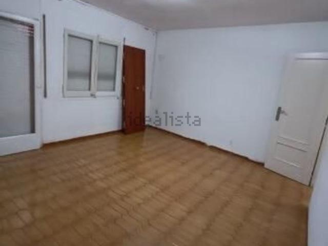 Piso, Mollet del Vallès
