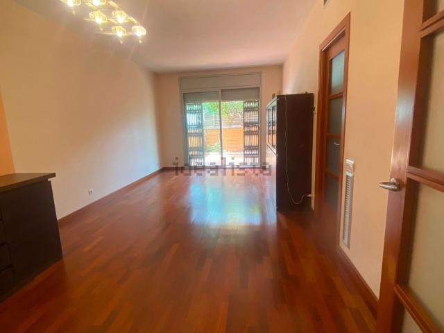 Piso, Montgat