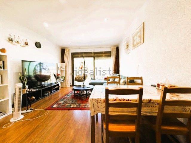 Piso, Montgat