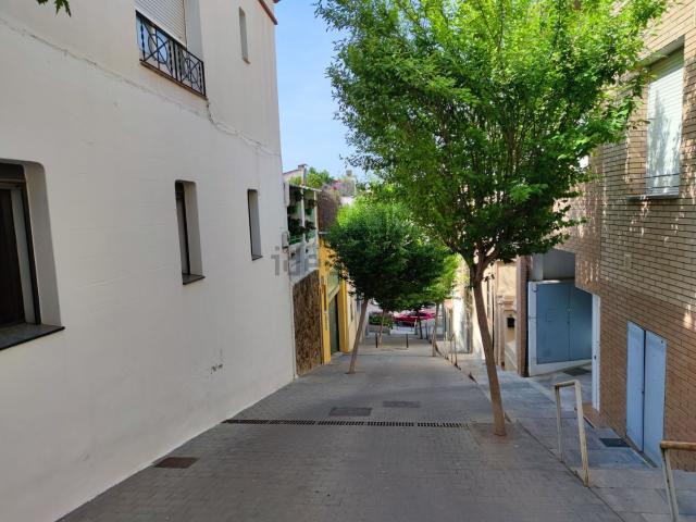 Piso, Montgat