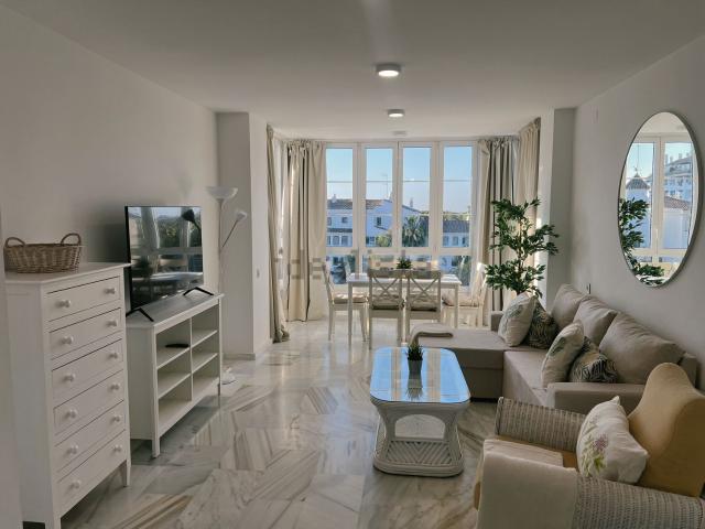 Piso, Nueva Andalucía, Marbella