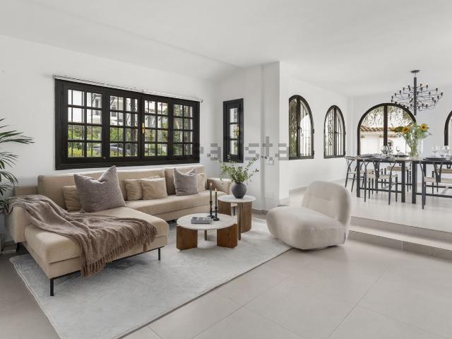 Piso, Nueva Andalucía, Marbella
