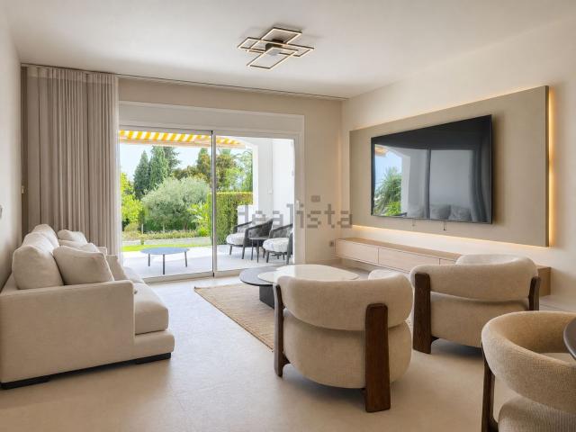 Piso, Nueva Andalucía, Marbella
