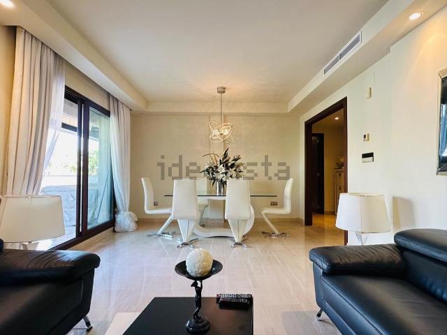 Piso, Nueva Andalucía, Marbella