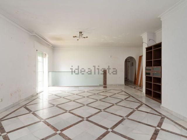 Piso, Nueva Andalucía, Marbella