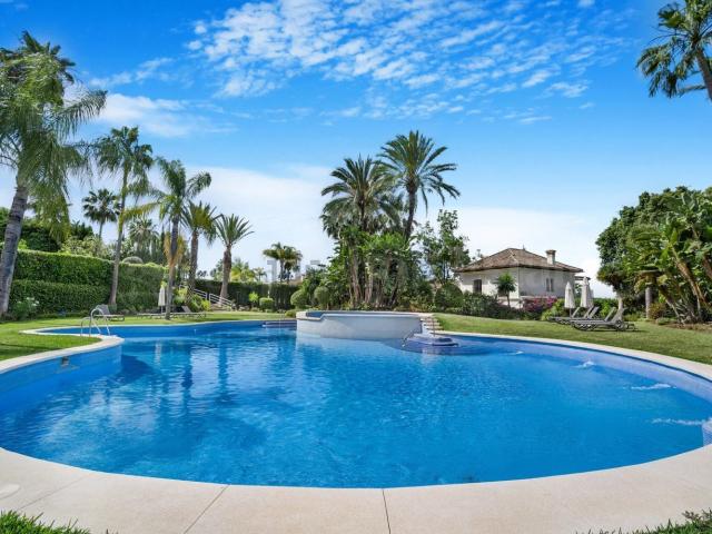 Piso, Nueva Andalucía, Marbella