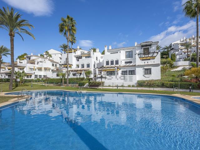 Piso, Nueva Andalucía, Marbella