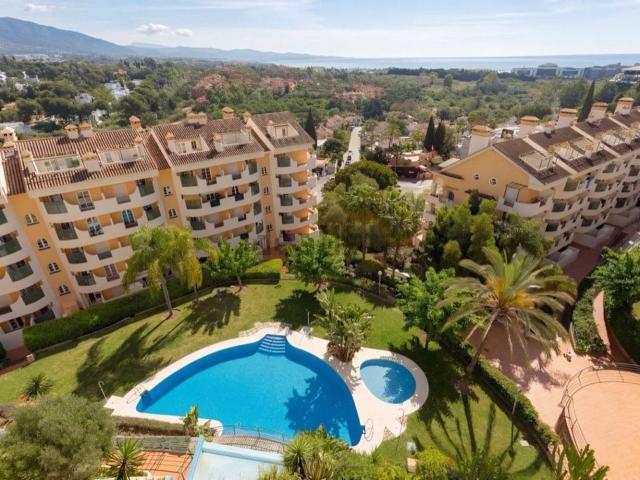 Piso, Nueva Andalucía, Marbella