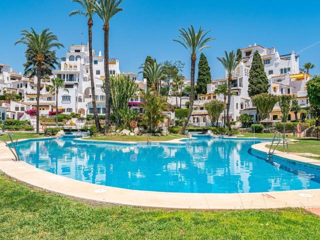 Piso, Nueva Andalucía, Marbella