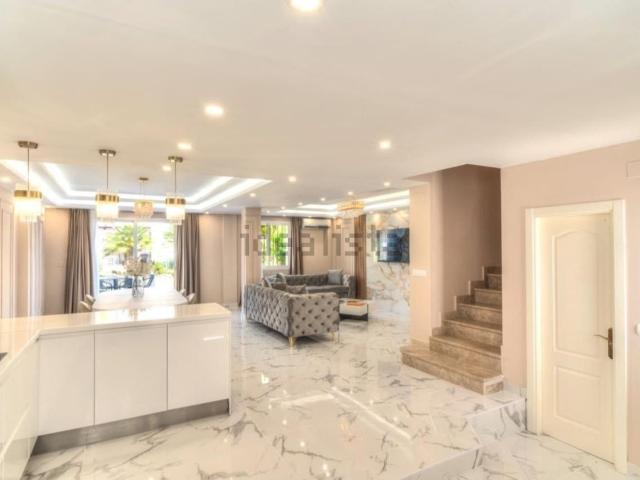 Piso, Nueva Andalucía, Marbella