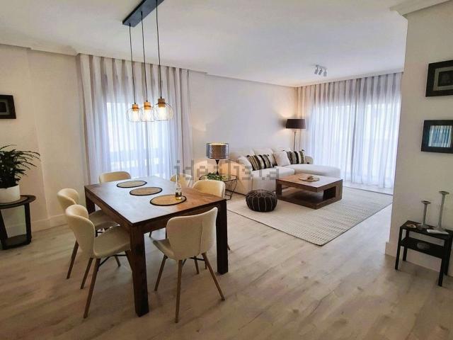 Piso, Nueva Andalucía, Marbella