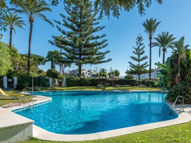 Piso, Nueva Andalucía, Marbella