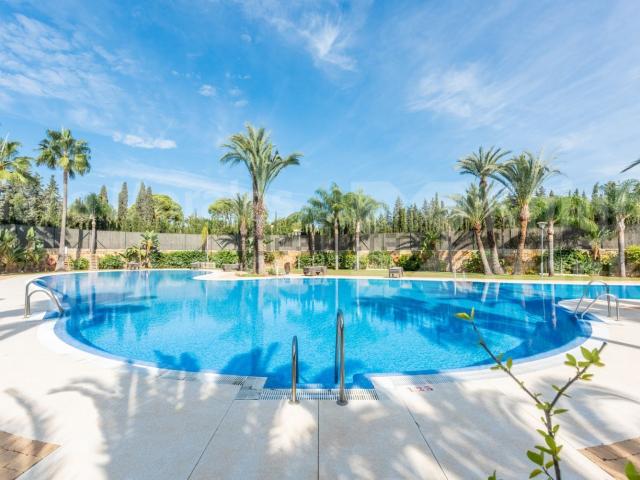 Piso, Nueva Andalucía, Marbella