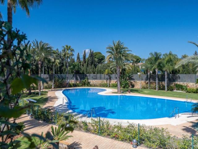 Piso, Nueva Andalucía, Marbella