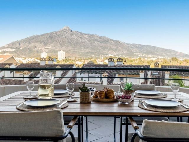 Piso, Nueva Andalucía, Marbella