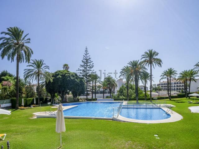 Piso, Nueva Andalucía, Marbella