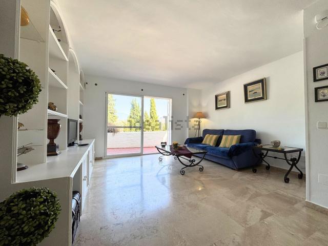 Piso, Nueva Andalucía, Marbella