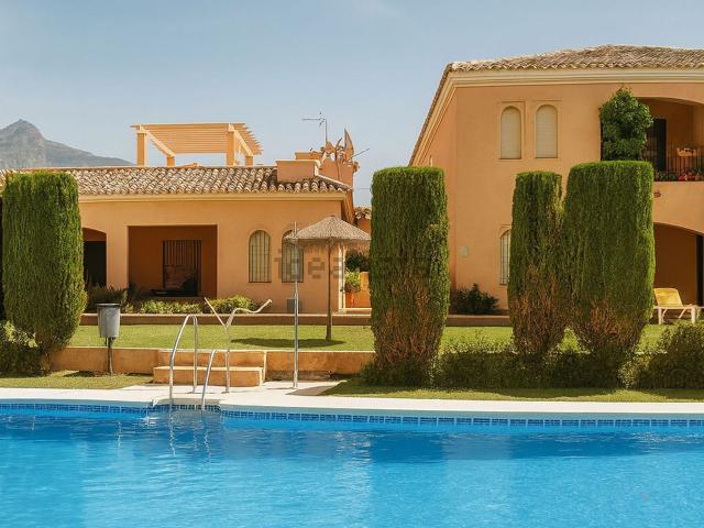 Piso, Nueva Andalucía, Marbella