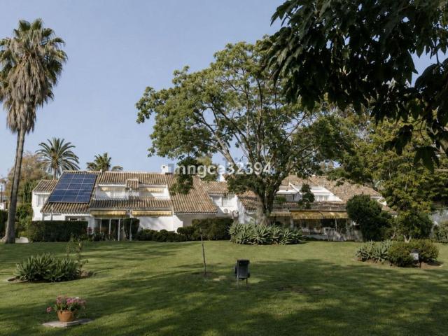 Piso, Nueva Andalucía, Marbella
