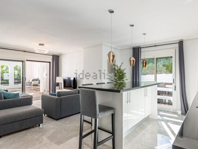 Piso, Nueva Andalucía, Marbella