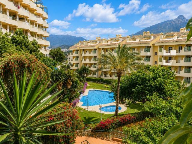 Piso, Nueva Andalucía, Marbella