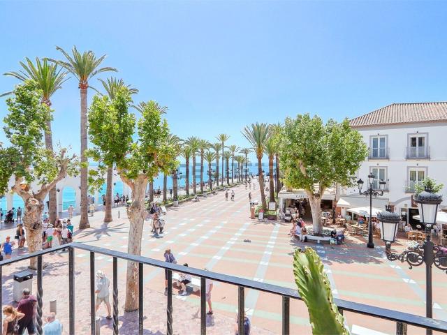Piso, Nerja