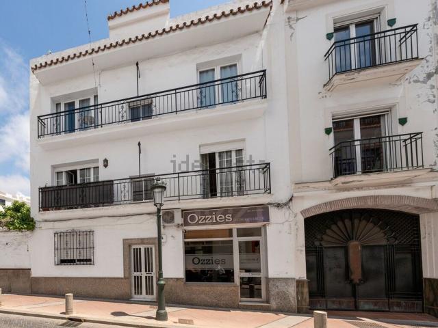 Piso, Nerja