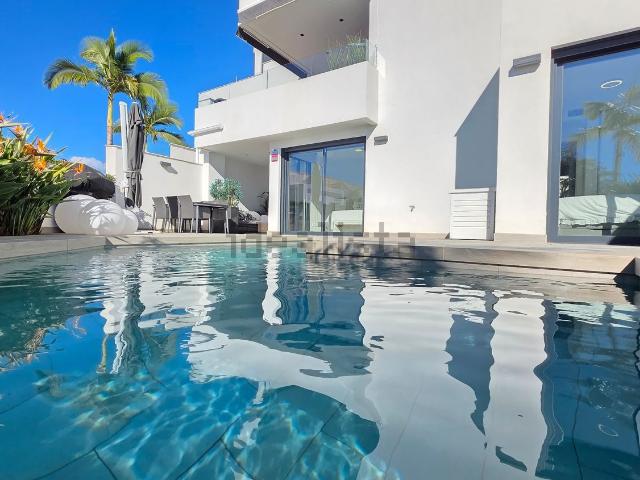 Piso, Nerja
