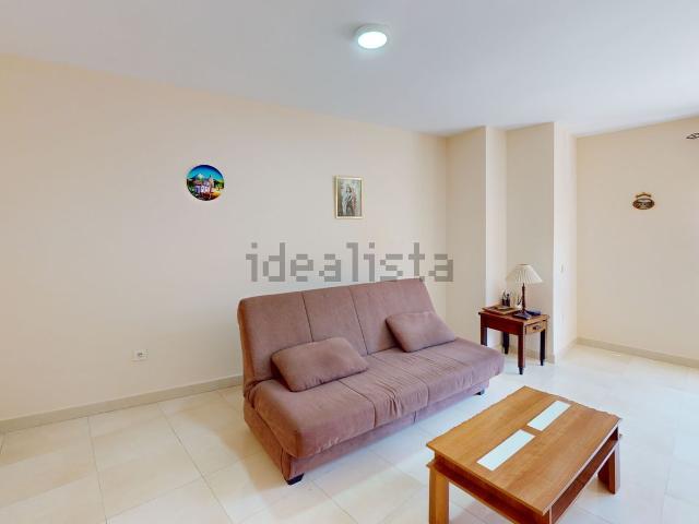 Piso, Nerja