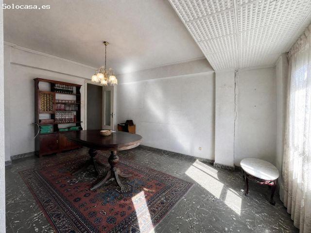 PISO NOBLE CON BALCÓN CORRIDO Y 123 m2 ÚTILES!