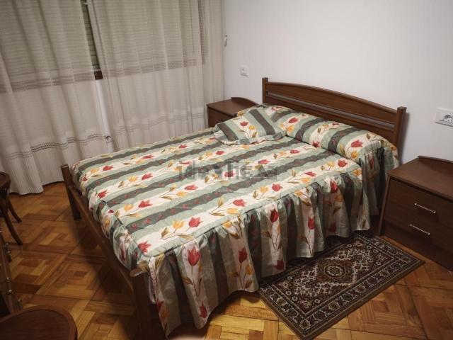 Piso, O Castro, Vigo