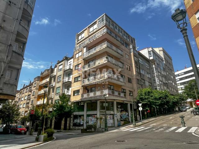 Piso, O Castro, Vigo