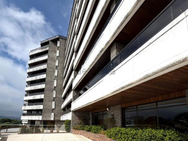 Piso, O Castro, Vigo