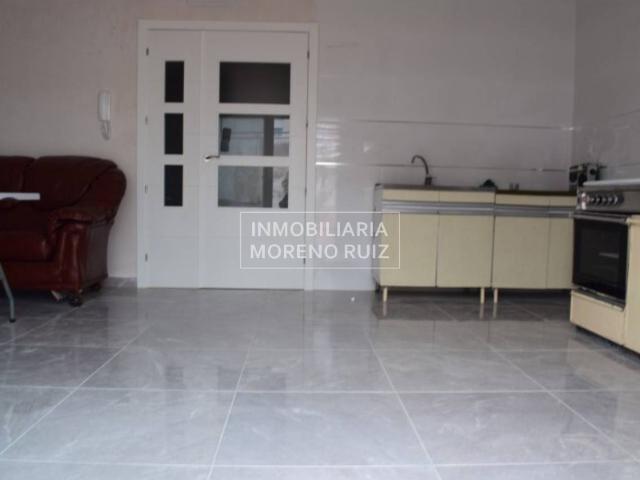 PISO OBRA NUEVA CON GRAN PATIO