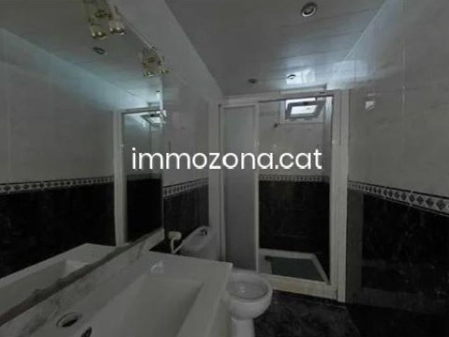 PISO OCUPADO, 3 HABITACIONES, 78 M2, AV. EN RASOS DE PEGUERA, BARCELONA