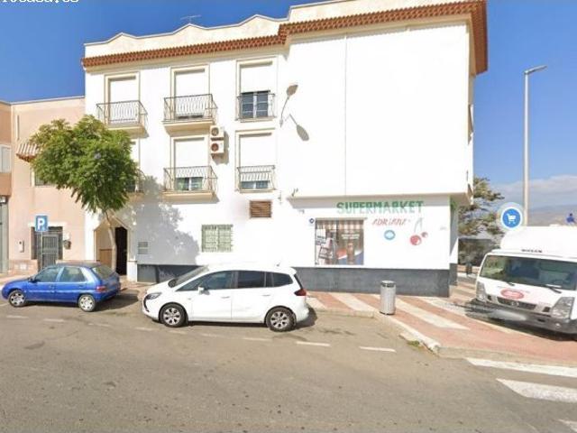 Piso OCUPADO en venta en Roquetas de Mar