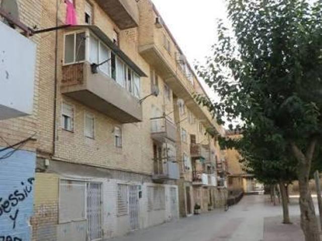 PISO OCUPADO POR PERSONA SIN JUSTO TÍTULO ESTE INMUEBLE DEBIDO A SU ESTADO OCUPACIONAL NO ADMITE VISITAS IDEAL PARA INVERSORES