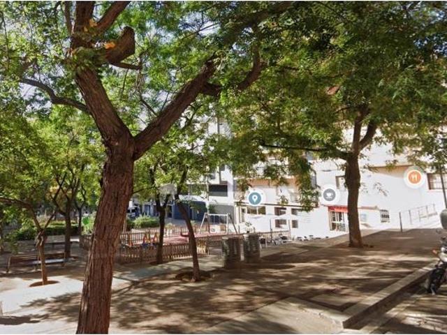 PISO OCUPADO PLANTA 4 CON ASCENSOR, 4 HABITACIONES, BALCÓN, CARRER VARSOVIA, GUINARDÓ