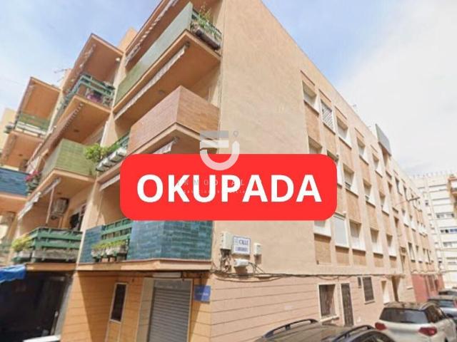 Piso okupado en Peñíscola Castellón