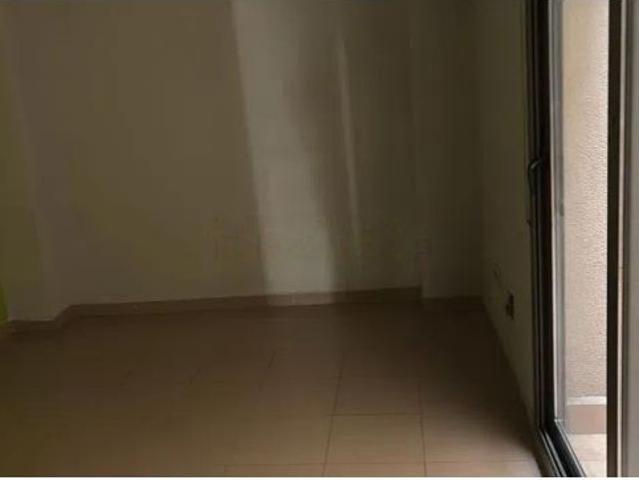 PISO OKUPADO EN VENTA EN TERRASSA